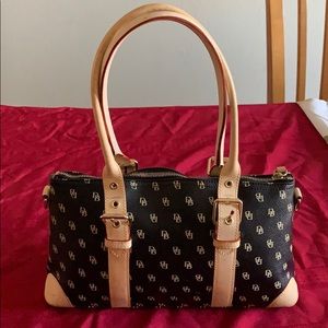 DOONEY & BOURKE IT40c Domed Satchel Handbag